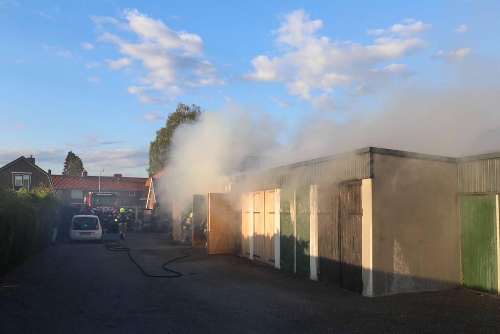 Flinke brand in garagebox
