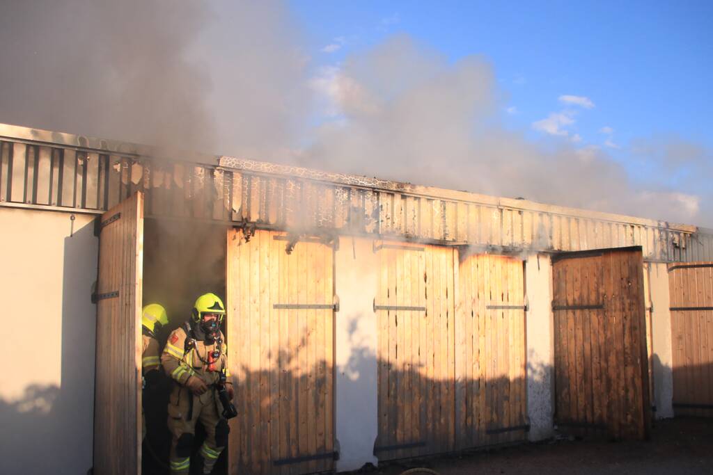 Flinke brand in garagebox