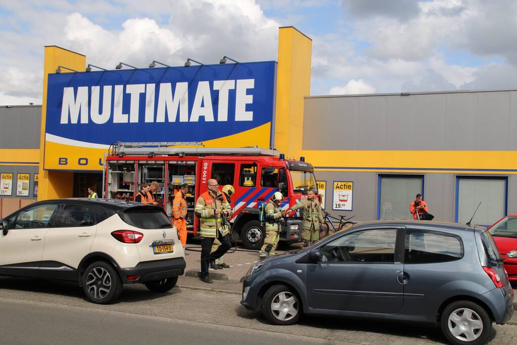 Gaslekkage door graafwerkzaamheden op industrieterrein