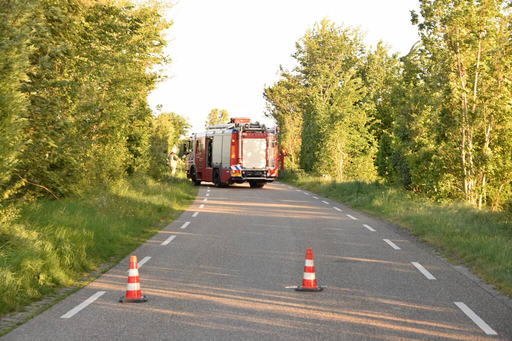 Gewonde bij auto te water