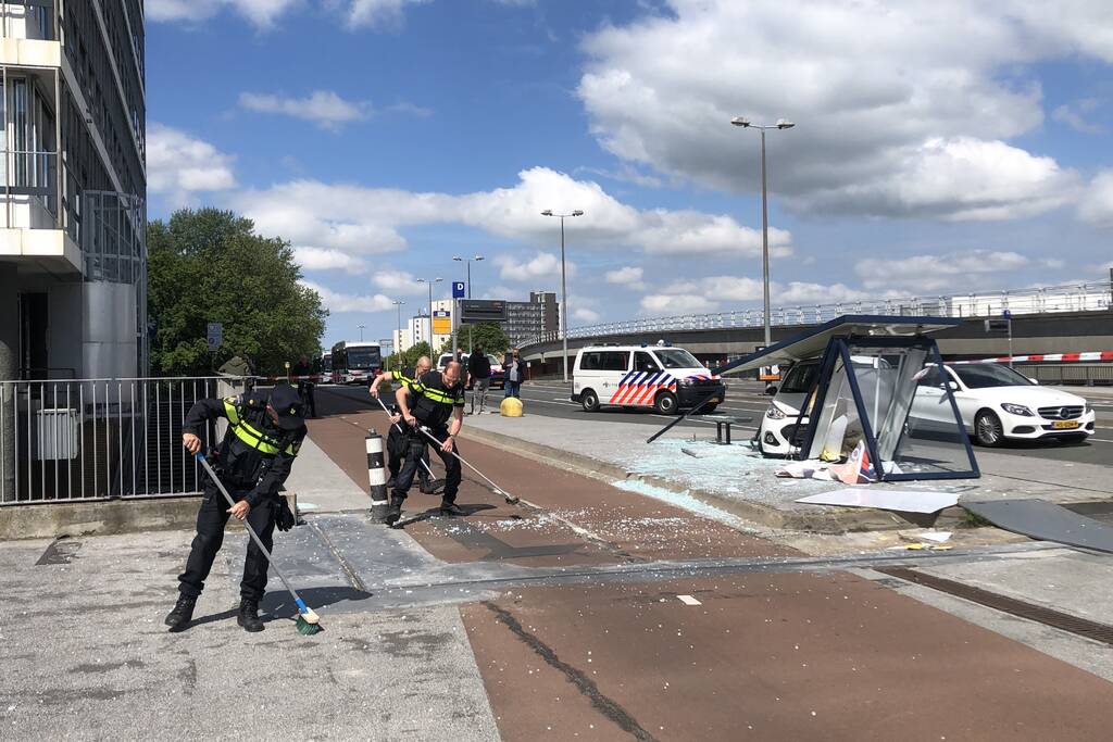 Bushok aan diggelen gereden