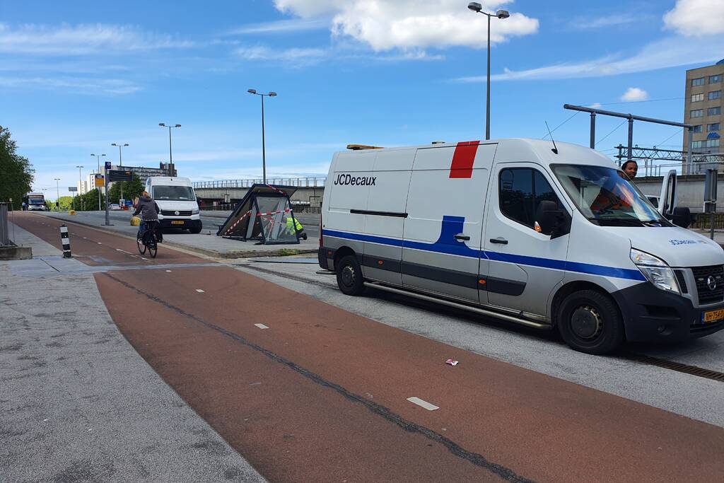 Bushok aan diggelen gereden