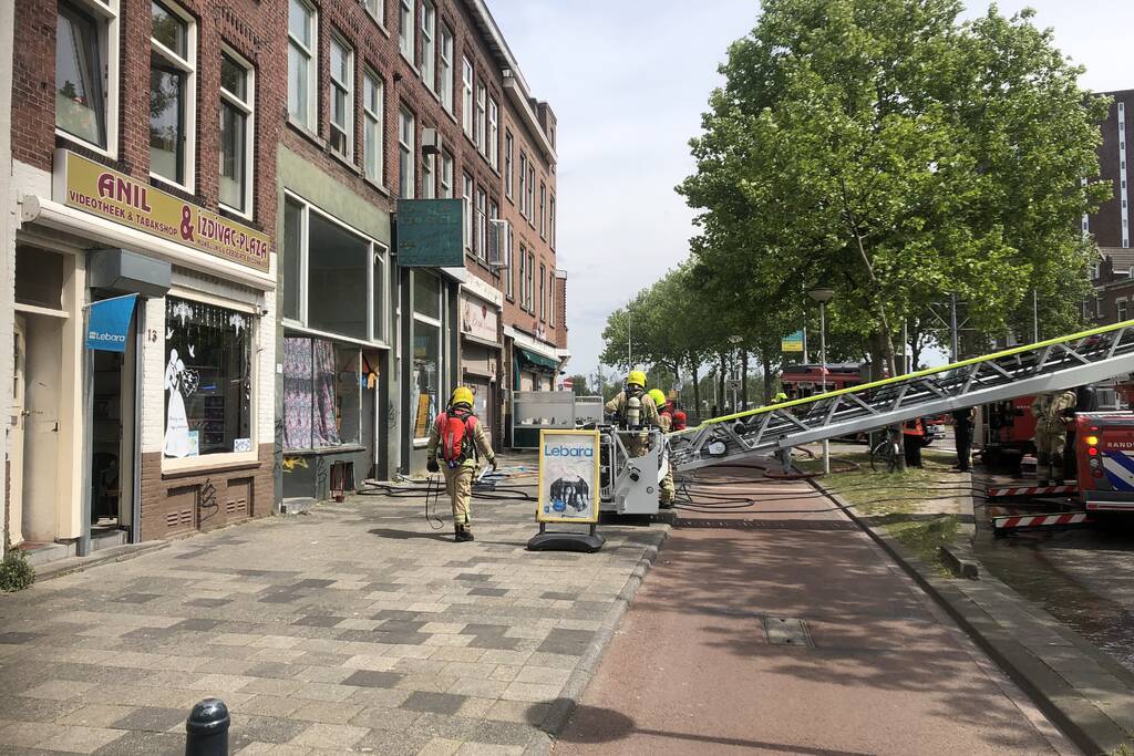 Brand in schuur overgeslagen naar woningen