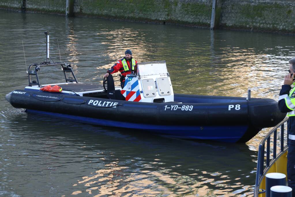 Zoekactie naar object in Voorhaven