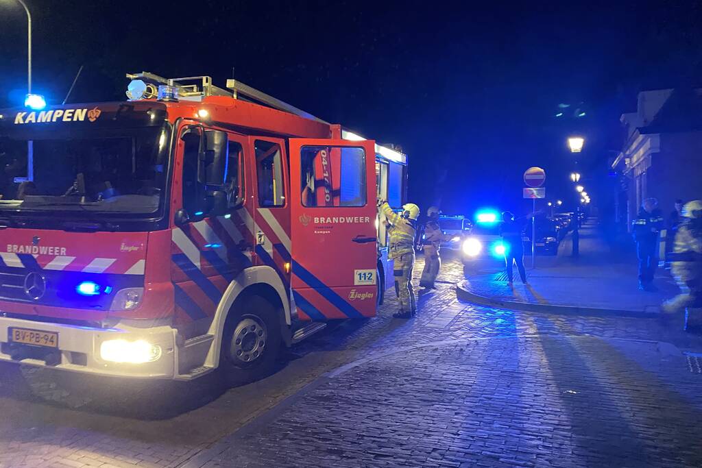 Keukenbrand snel onder controle