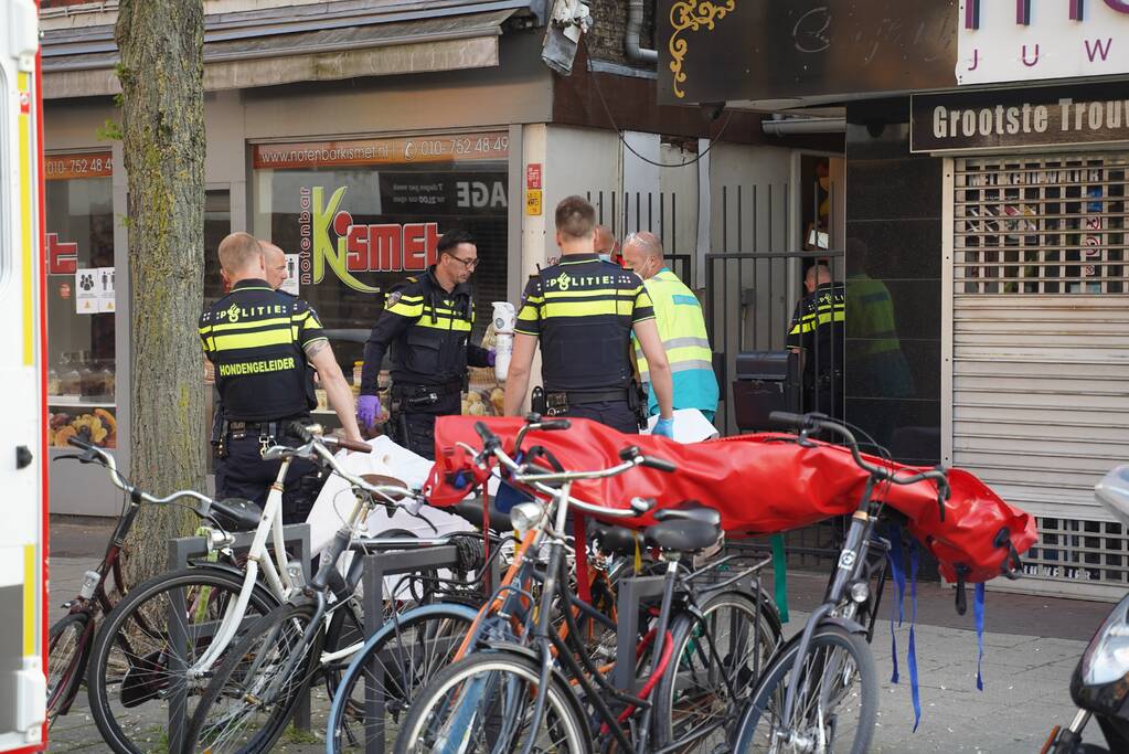 Man zwaargewond na steekpartij