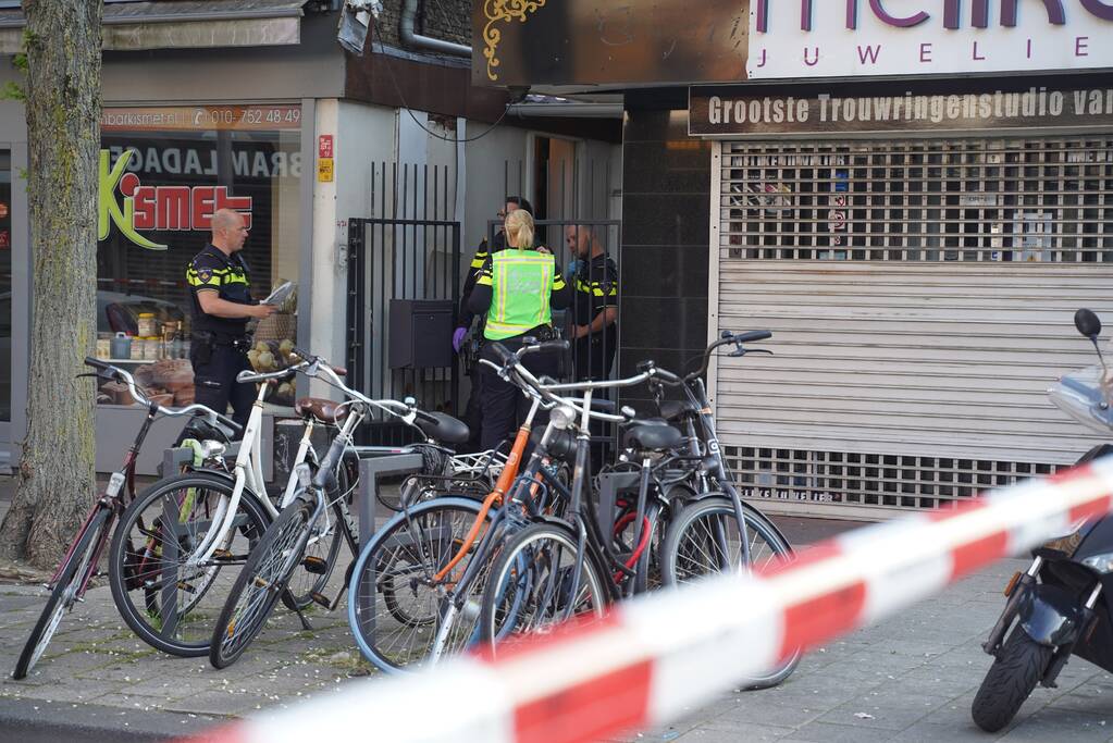 Man zwaargewond na steekpartij