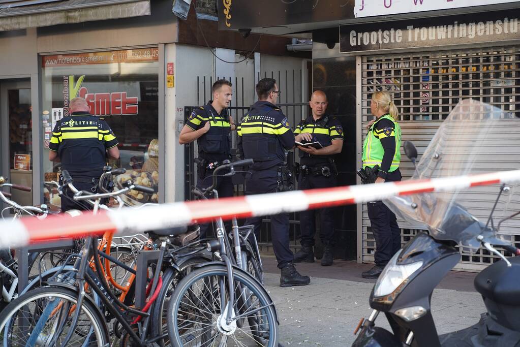 Man zwaargewond na steekpartij