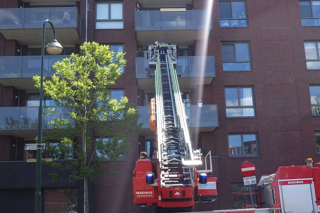Brand op derde verdieping van appartementencomplex