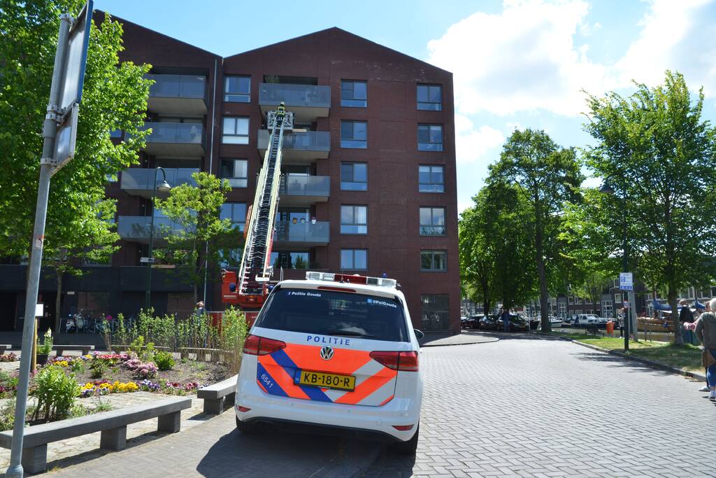 Brand op derde verdieping van appartementencomplex