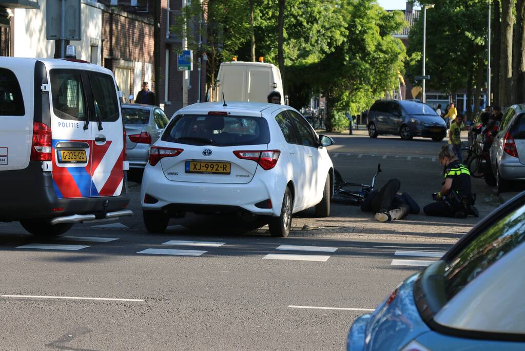 Fietser gewond bij aanrijding met auto