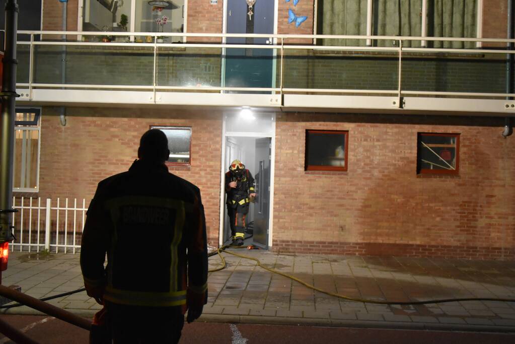 Veel rook bij brand in kelderbox