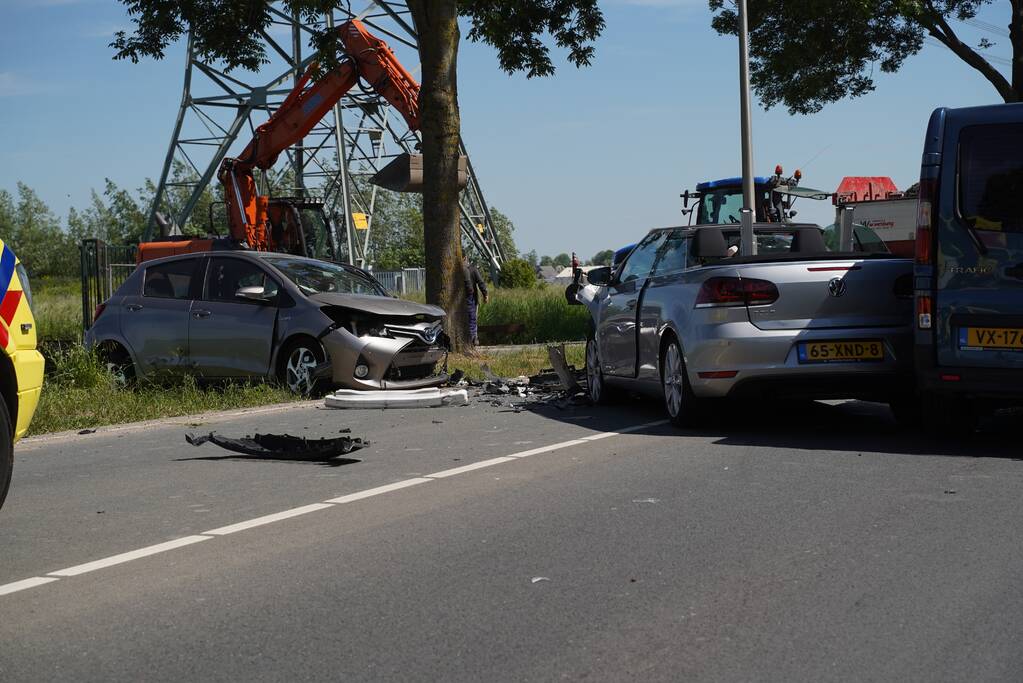 Meerdere gewonden na frontale aanrijding