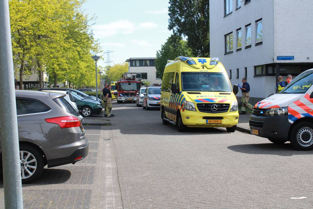 Zwaargewonde bij steekpartij in woning