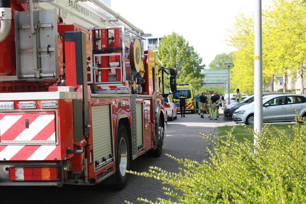 Zwaargewonde bij steekpartij in woning