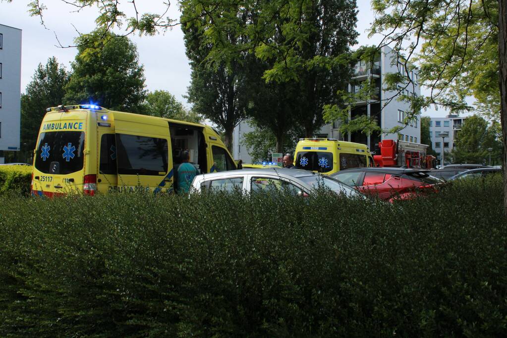 Zwaargewonde bij steekpartij in woning