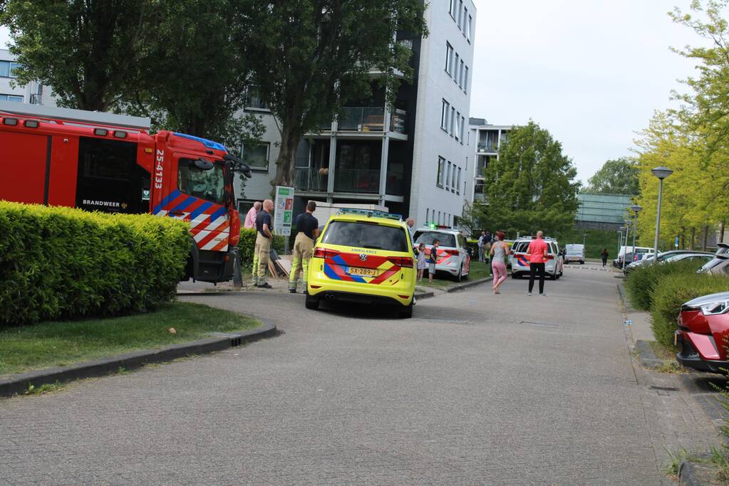 Zwaargewonde bij steekpartij in woning
