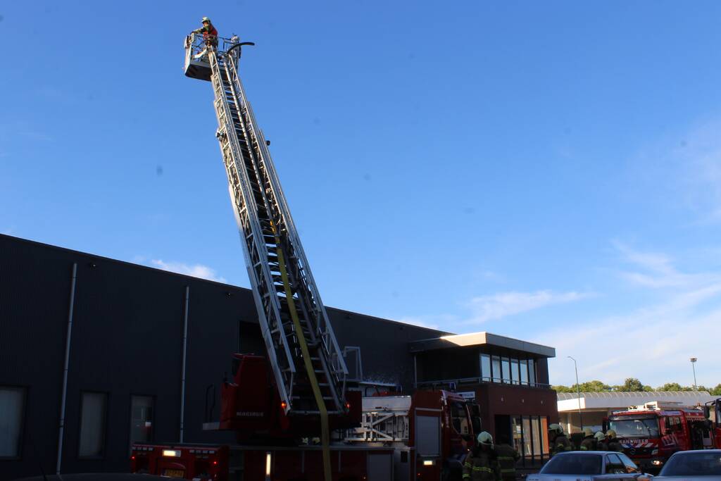 Pand staat vol met rook