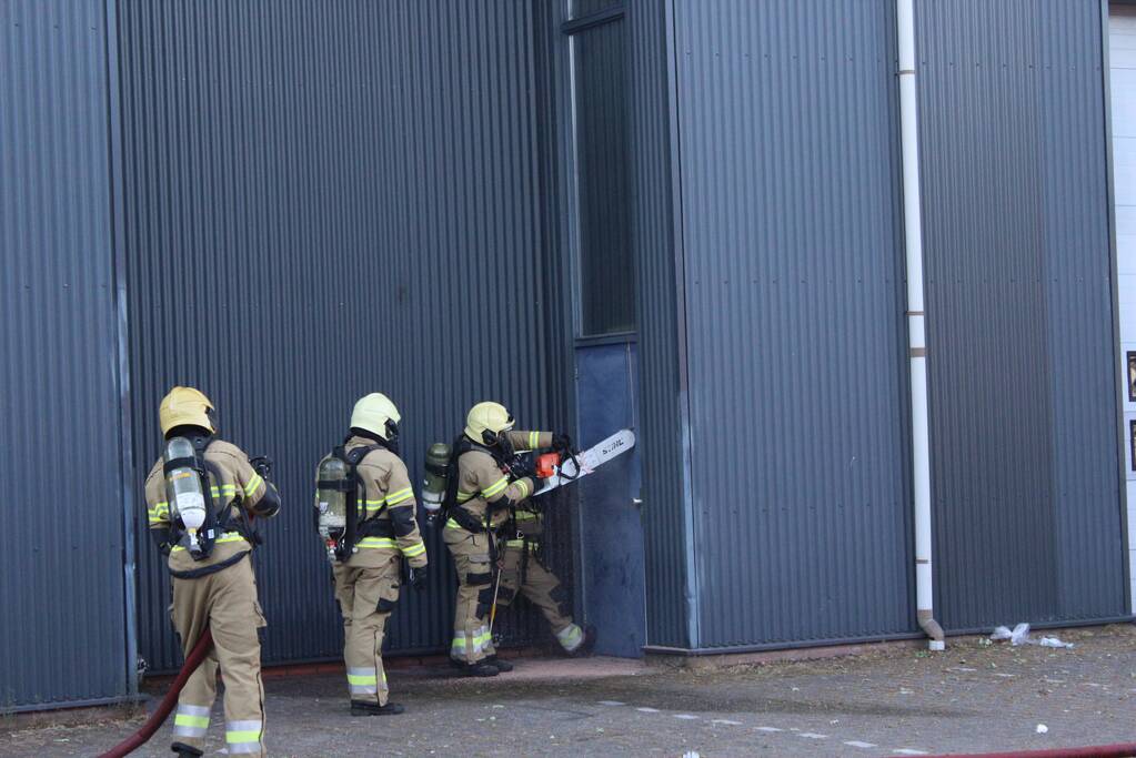 Pand staat vol met rook