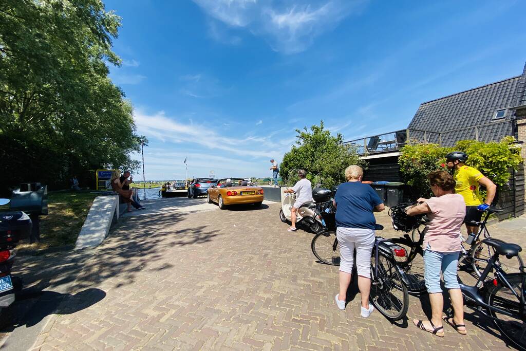 Massale vechtpartij bij drukte langs de Eem