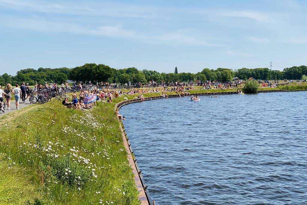 Massale vechtpartij bij drukte langs de Eem