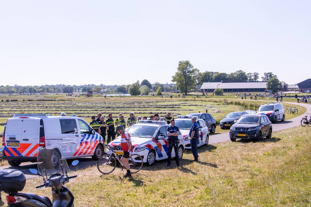 Massale vechtpartij bij drukte langs de Eem