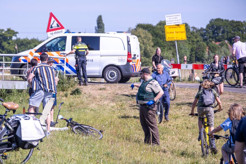 Massale vechtpartij bij drukte langs de Eem