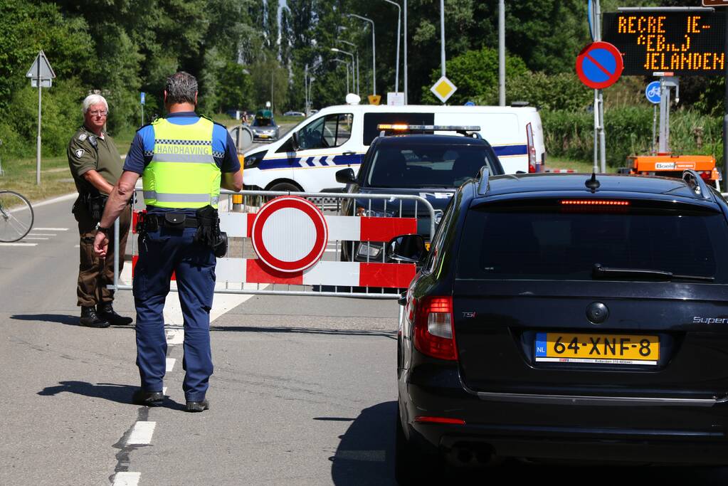 Recreatiegebied Merwelanden afgesloten door drukte