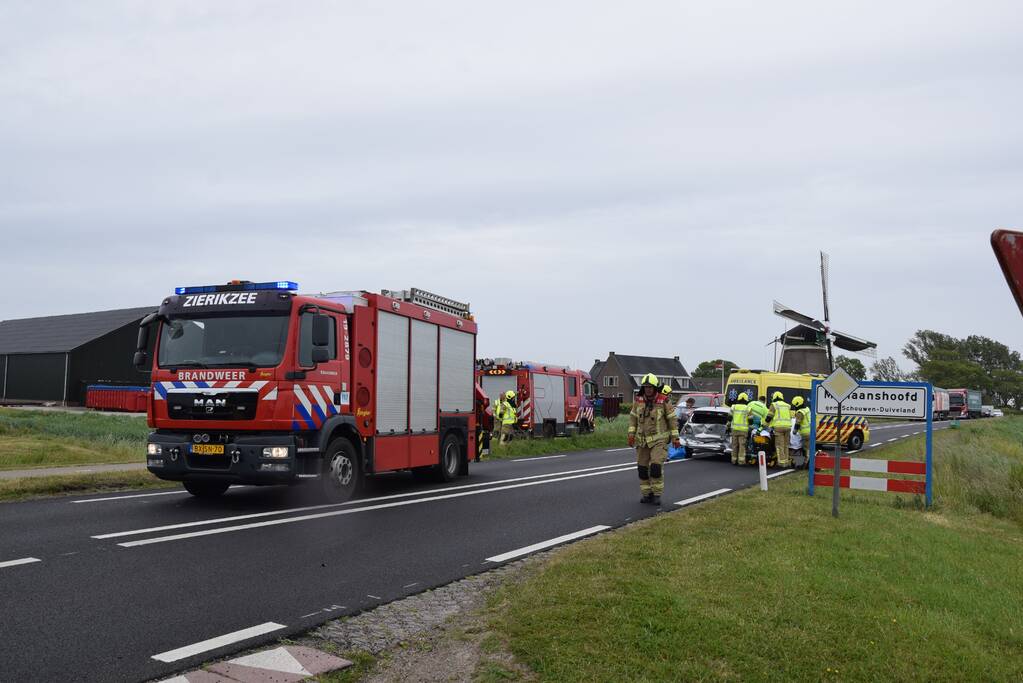 Gewonden na aanrijding met bestelbus
