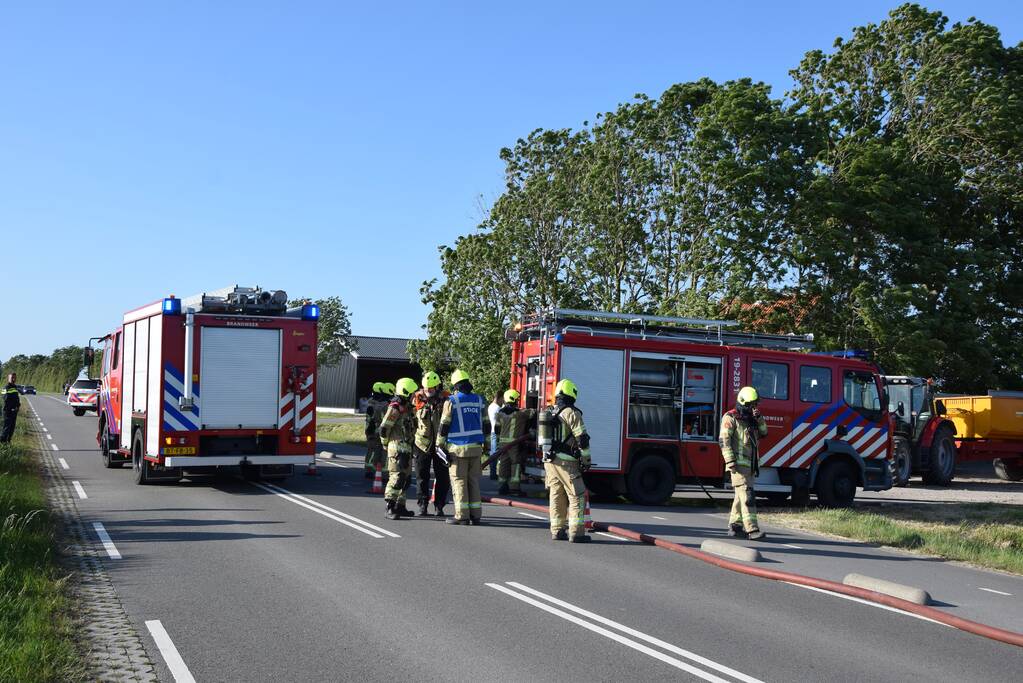 Uitslaande brand in schuur snel onder controle
