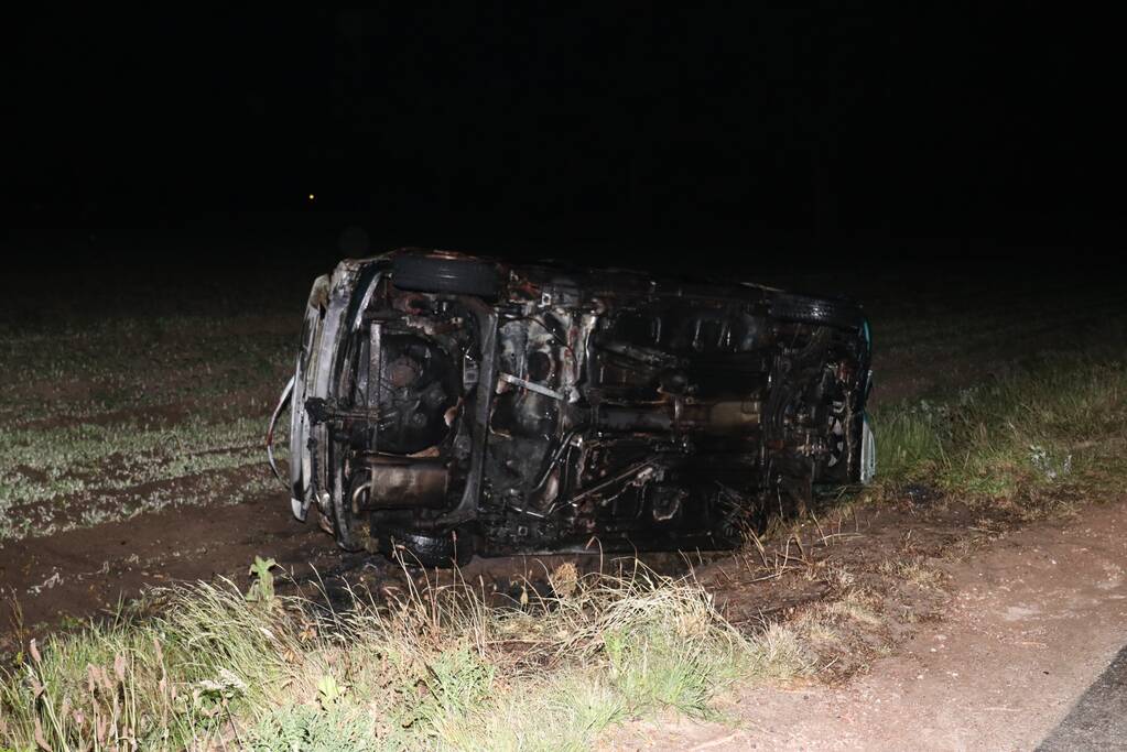 Auto opnieuw in brand gestoken