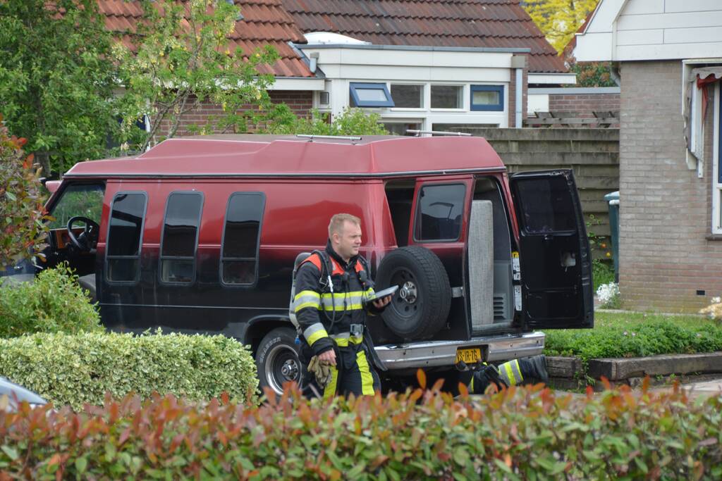 Oldtimer bus lekt lpg