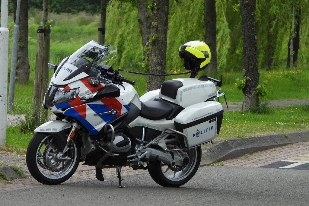 Auto verwoest door brand