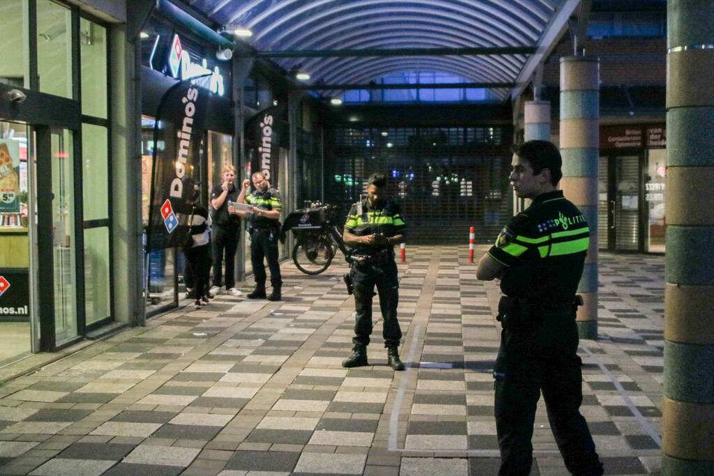 Zwaargewonde na steekpartij bij winkelcentrum