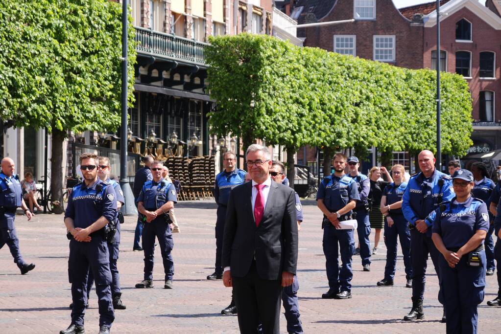 Handhavers komen in actie voor verdedingsmiddelen