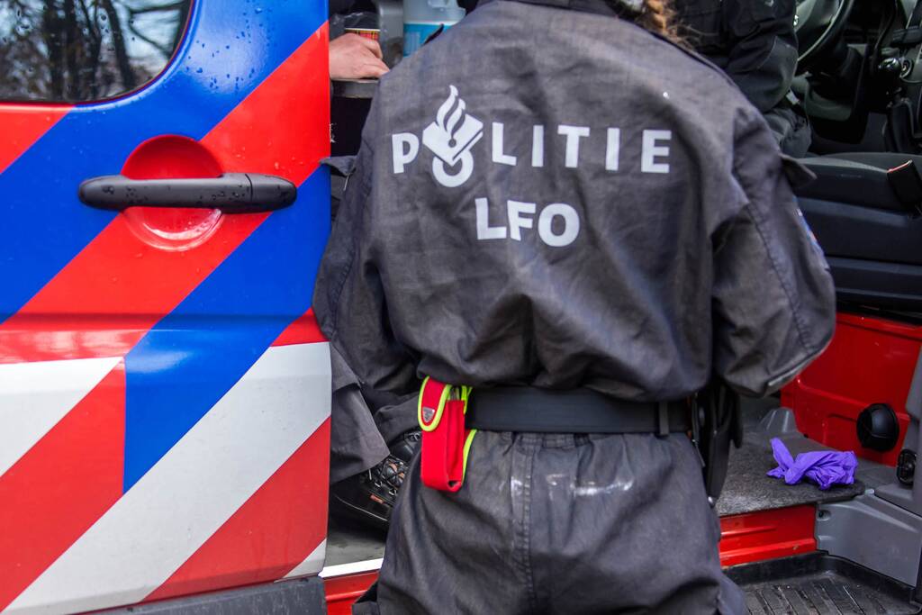 Vrachtwagen met drugslab op snelweg in beslag genomen