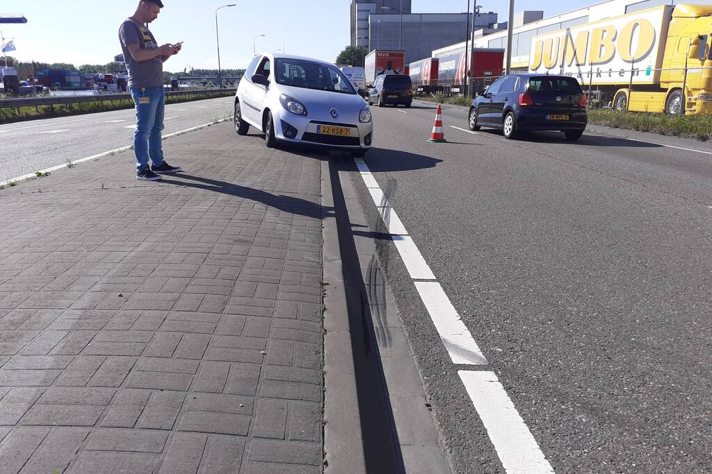 Ongeval tussen vrachtwagen en personenauto