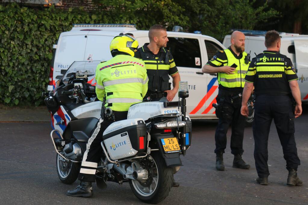 Twee personen aangehouden na vluchtpoging
