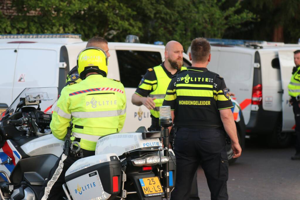 Twee personen aangehouden na vluchtpoging