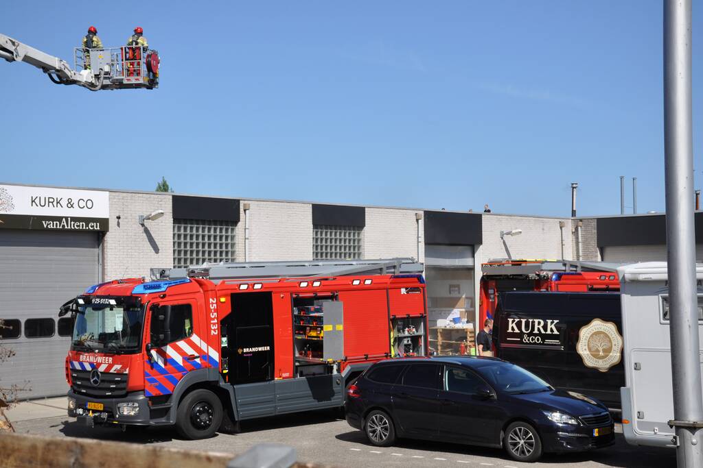 Brand in bedrijfspand op Industrieterrein Noordersluis