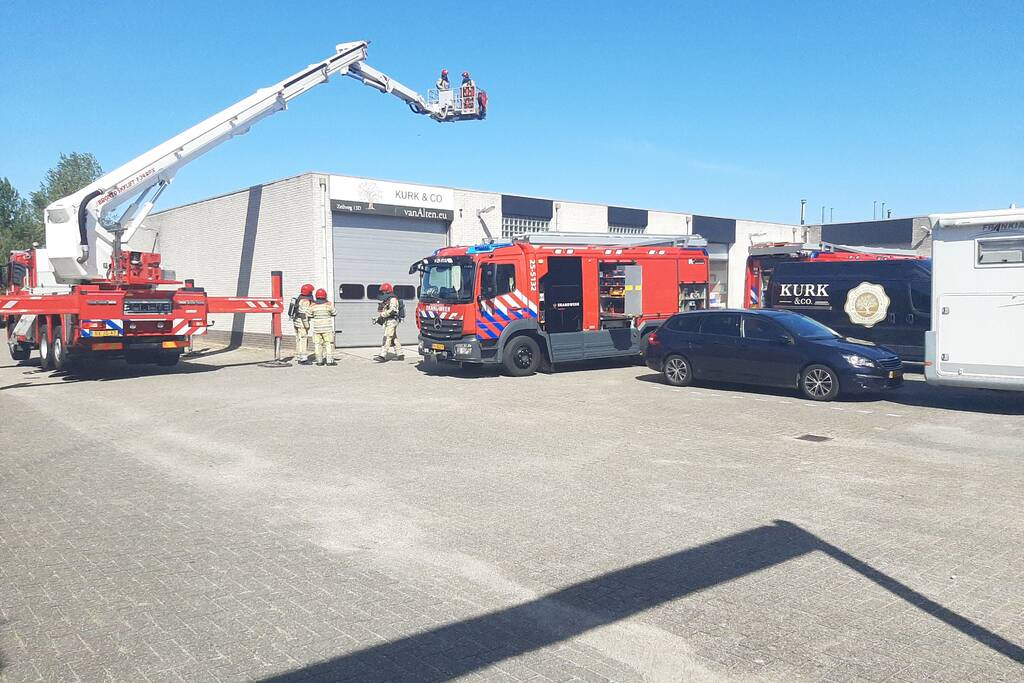 Brand in bedrijfspand op Industrieterrein Noordersluis
