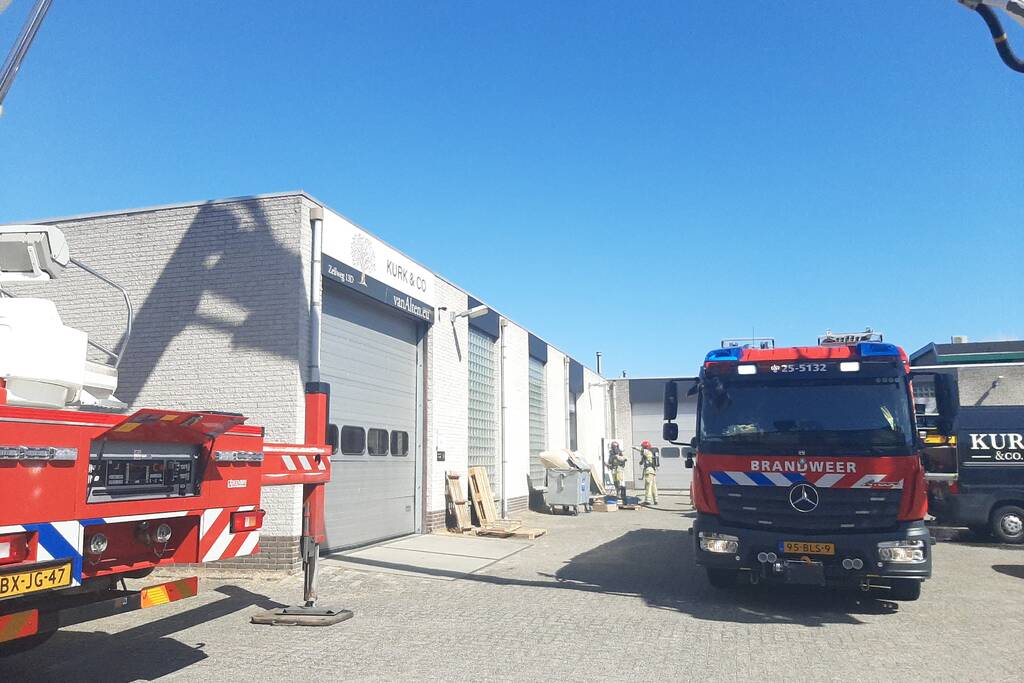 Brand in bedrijfspand op Industrieterrein Noordersluis
