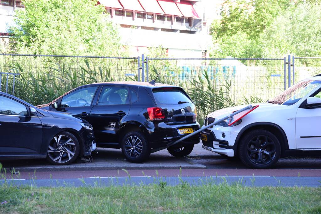 Auto met verdachte schietpartij crasht