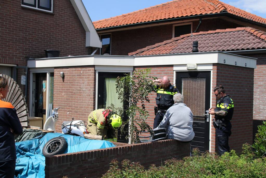 Kliko in de brand, straat afgesloten