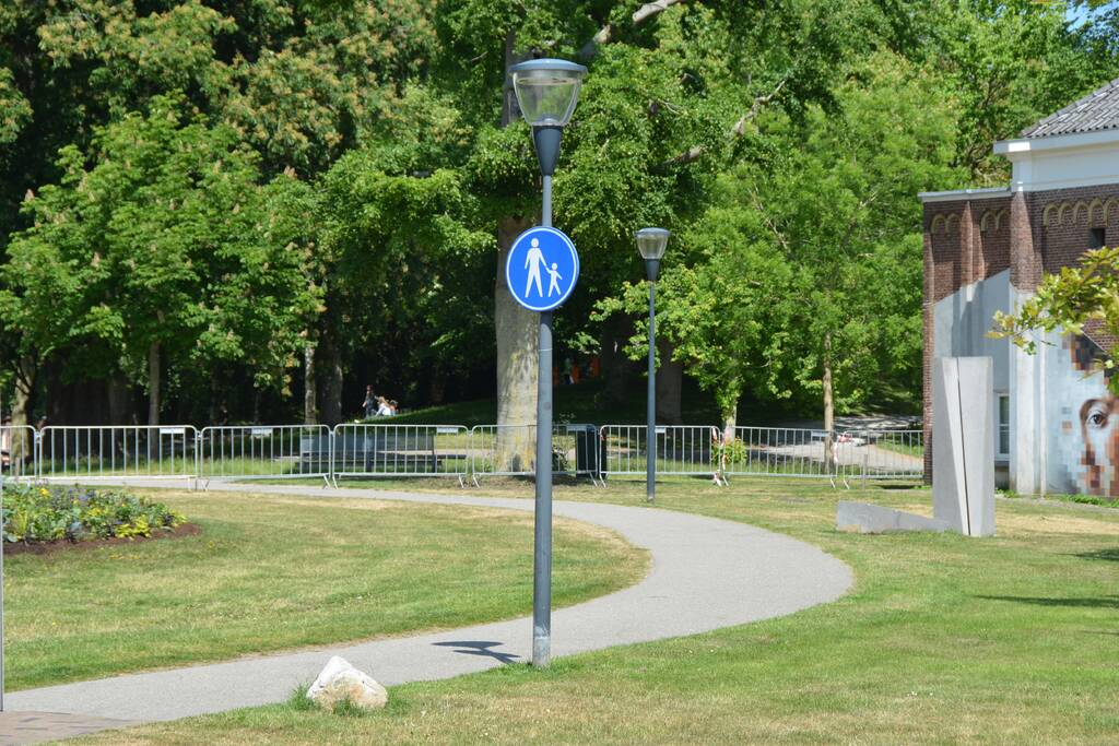 Stadspark afgesloten vanwege corona maatregelen
