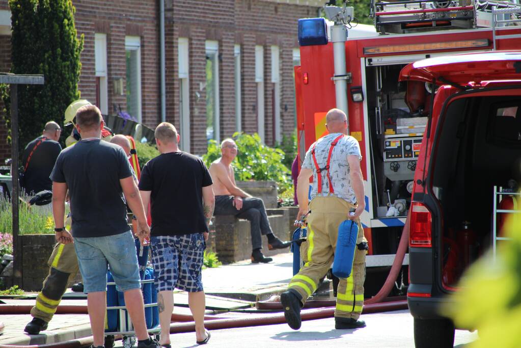Veel rook bij brand in meerdere schuren