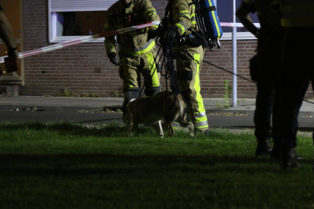 Veel schade aan woning door brandende scooter