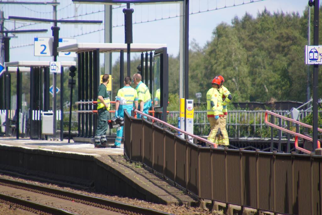 Treinverkeer stilgelegd na aanrijding