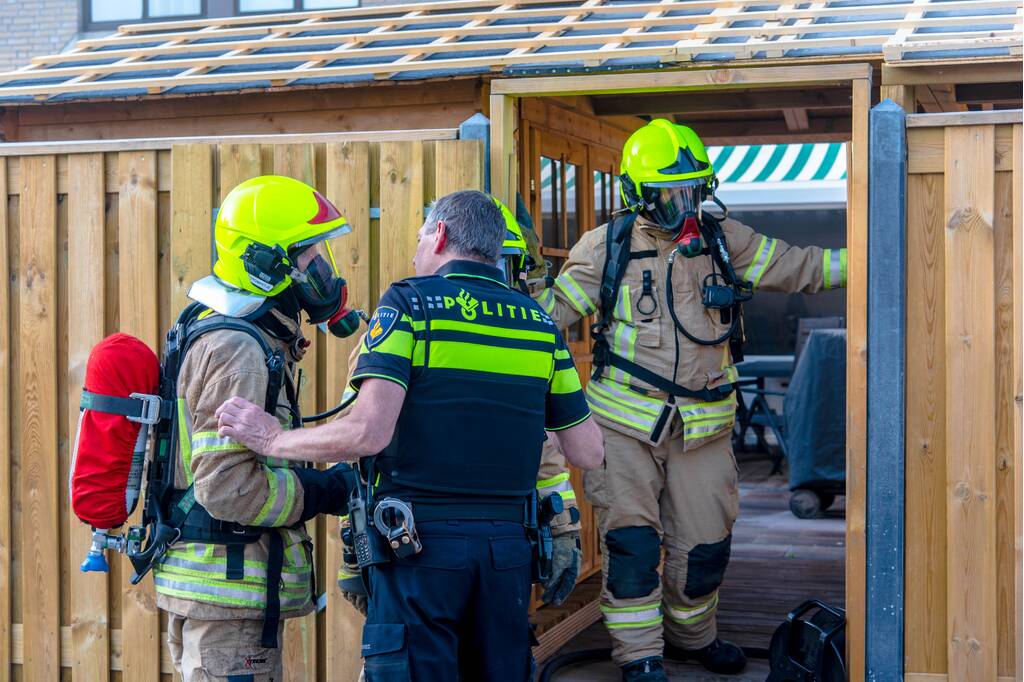 Oplader veroorzaakt forse brand in woning