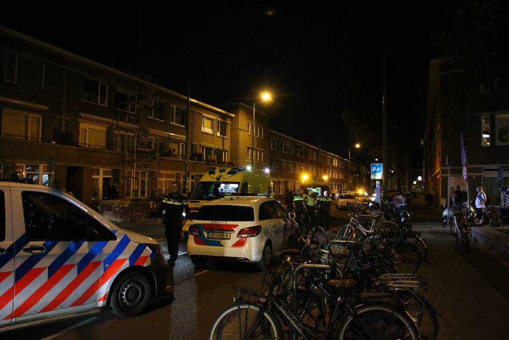 Gewonde na aanrijding tussen scooter en maaltijdbezorger